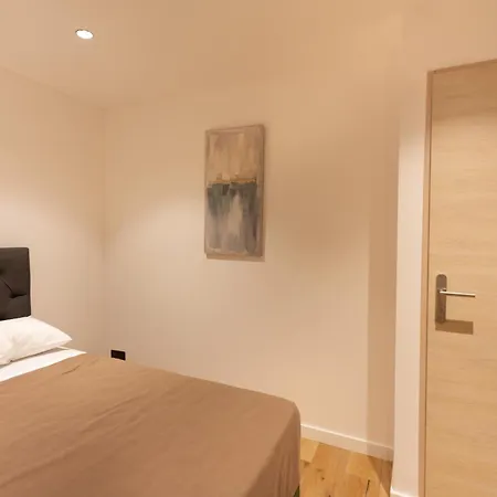 Leonard De Vinci Ii 巴黎