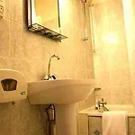 Hotel Leonard De Vinci Ii