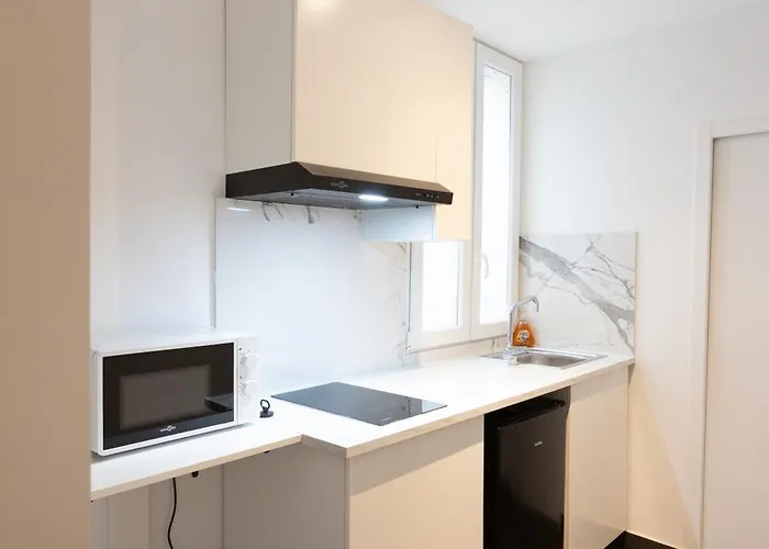 Otel Leonard De Vinci Ii