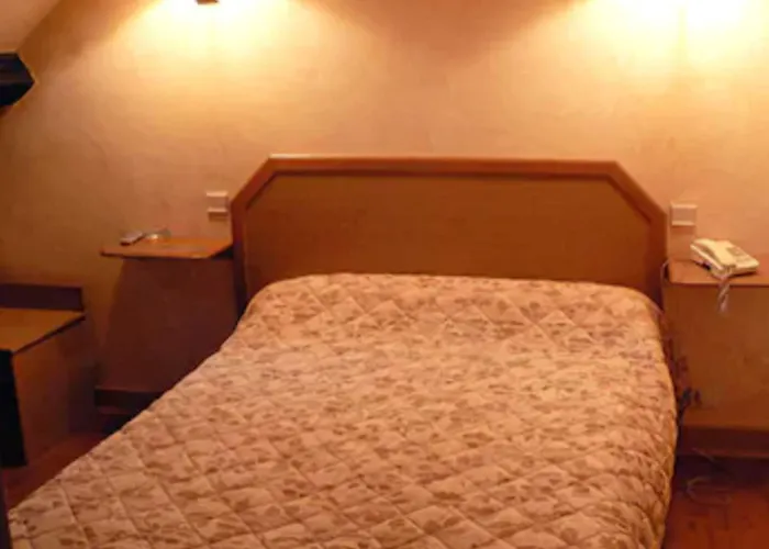 Hotel Leonard De Vinci Ii