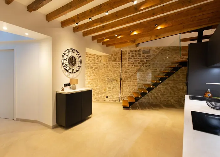 Hotel Leonard De Vinci Ii