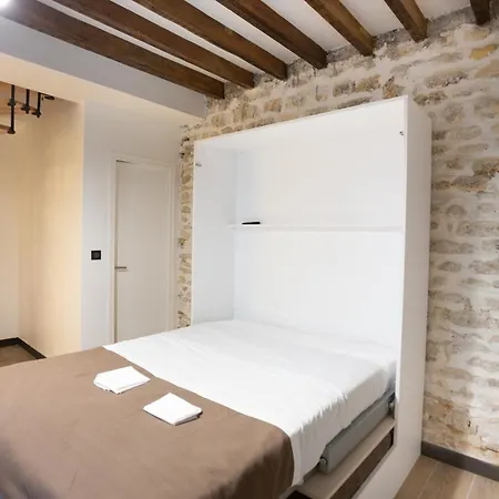 Hotell Leonard De Vinci Ii